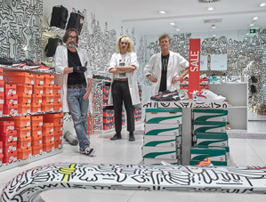 Künstler Graz Herrengasse Sneakerworld