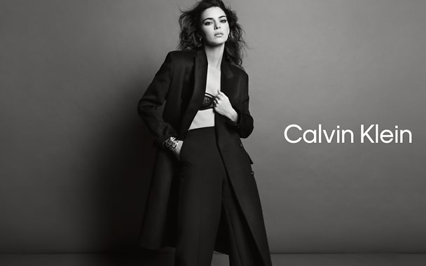 Markenbanner von Calvin Klein Jeans